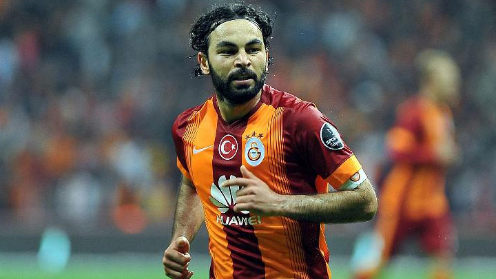 Selçuk'tan altın kafa