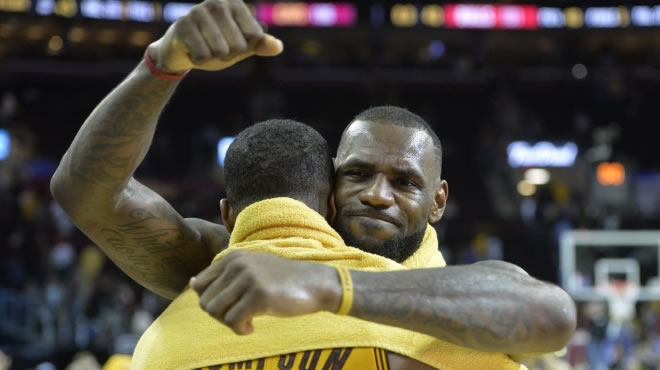 LeBron yine fark yarattı!