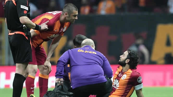 Selçuk'un sakatlığı için açıklama!