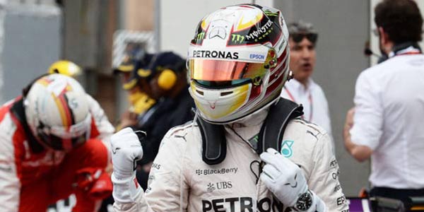 Monaco'da ilk cep Hamilton'ın 