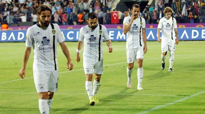 İzmir'e şok! Ege düştü!