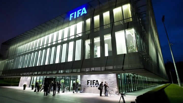 Dünya futbolunda deprem!