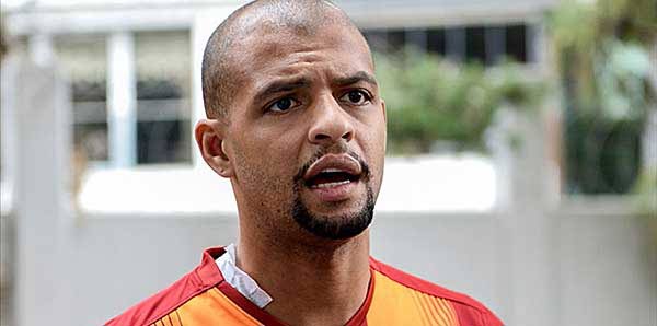 Galatasaray'da Melo depremi!