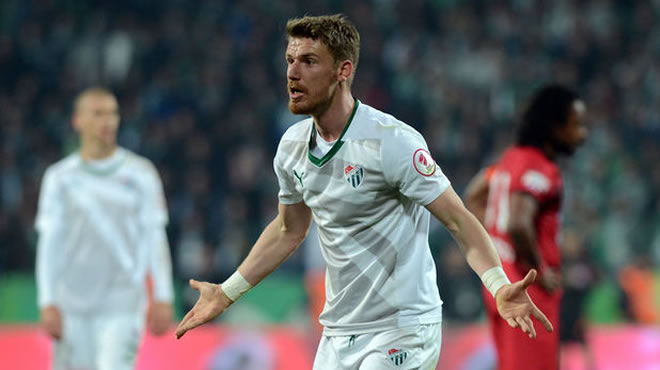 Bursaspor'da Serdar Aziz depremi!