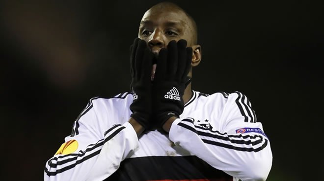 Demba Ba'dan korkutan haber!