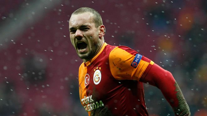 G.Saray‘a Sneijder‘den büyük müjde!