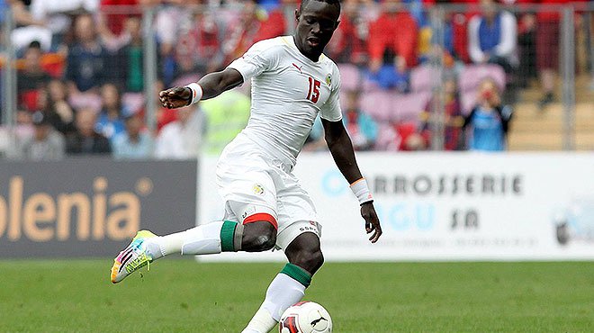 Niasse‘dan yönetime rest!