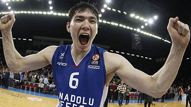 Anadolu Efes'e yerli oyuncu ödülü!