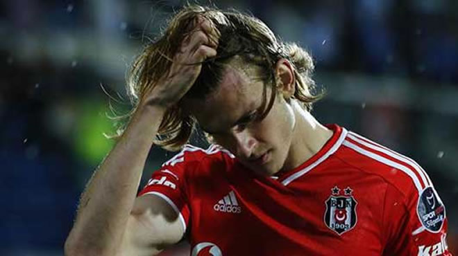 Beşiktaş transferi borsaya bildirdi!