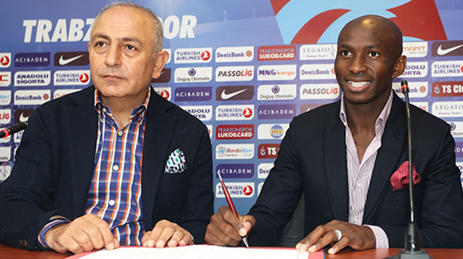 M'bia için imza töreni düzenlendi