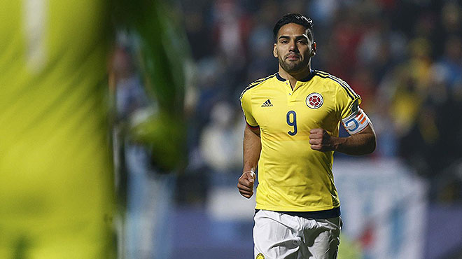 Radamel Falcao resmen Chelsea'de