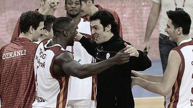 Pınar Karşıyaka‘dan 3 bomba!
