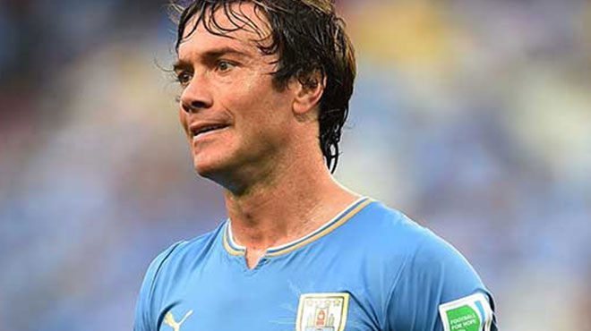 Lugano Paraguay'a transfer oldu