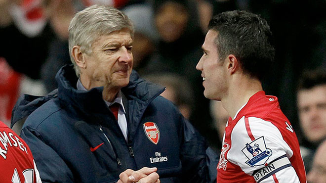 Van Persie'den Wenger'e övgü