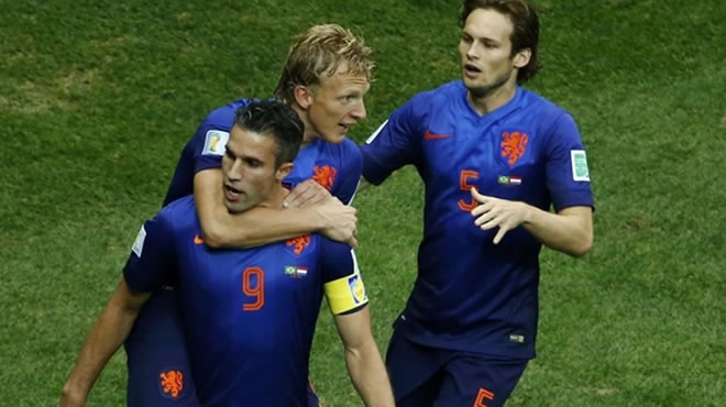 Kuyt:'Van Persie'yi Türkiye...'