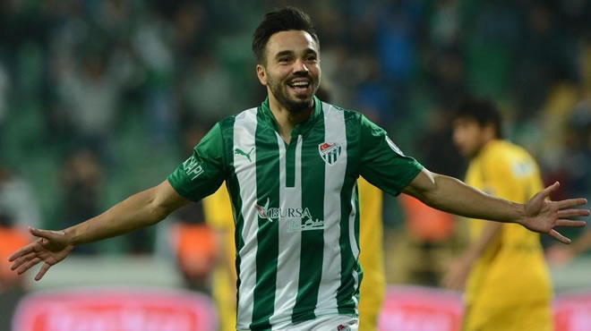 FLAŞ! Fenerbahçe o transferi resmen bitirdi!