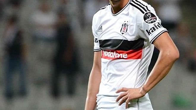 Beşiktaşlı futbolcuya teklif yağıyor! 