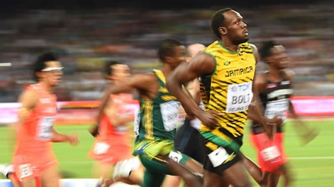 200 metrede altın madalya Bolt'un!