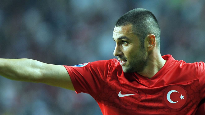 Burak Yılmaz efsaneleri yakaladı!