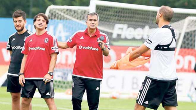 Cenk Tosun'dan şaşırtan tepki