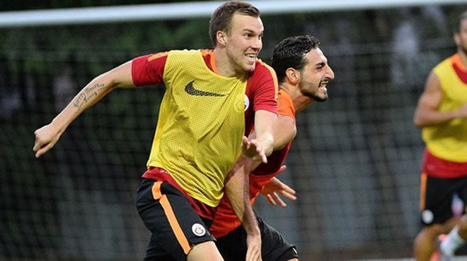 FLAŞ! Grosskreutz forma giyebilir!