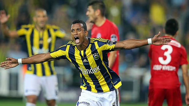 Fenerbahçe'de Nani şov sürecek!