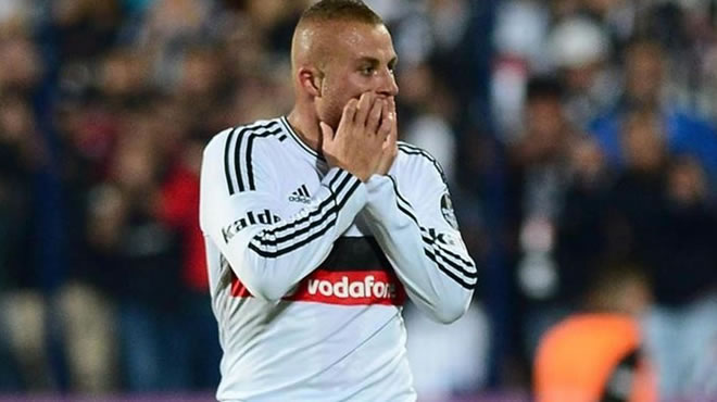 Gökhan Töre mahkemede... Sakız krizi!