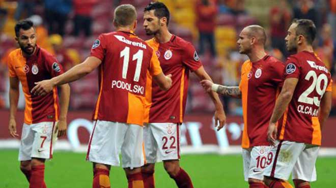 Saray'da isyan var! Futbolcular...