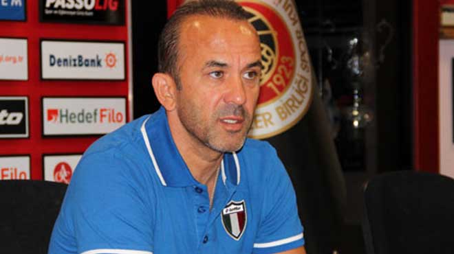 Mehmet Özdilek: 'Beşiktaş ile yüzümüz güldü'