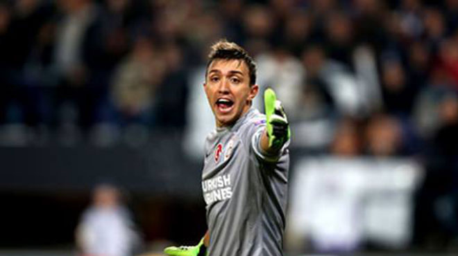 Açıkladılar! Muslera gidiyor, yerine...