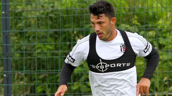 Beşiktaşlı Tolgay Arslan'dan haber var!