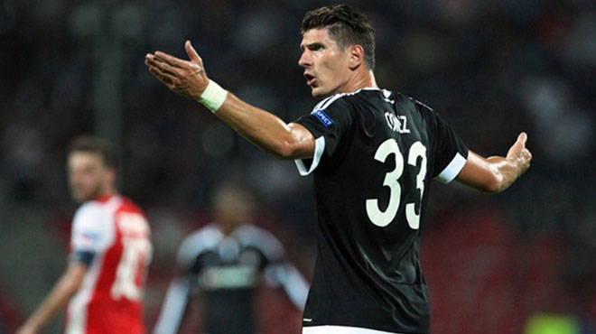 Mario Gomez patladı! 'Kadınlar ligi...'