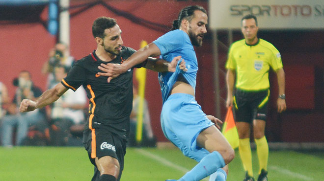 'Erkan Zengin seneye Galatasaray'da'