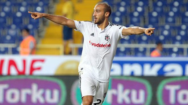 Burak Yılmaz‘ın yerine Cenk Tosun!