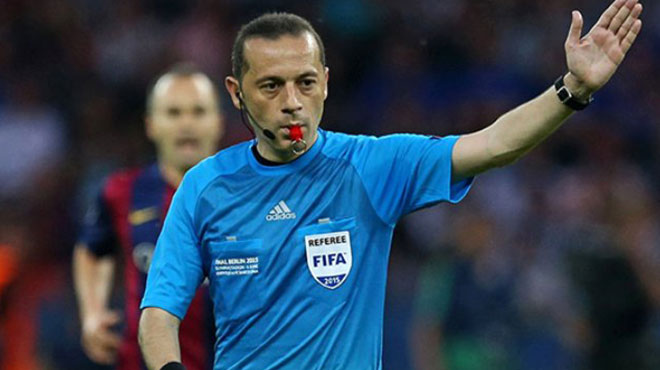 Cüneyt Çakır‘a UEFA‘dan dev görev!