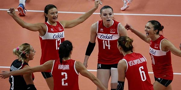 Sultanlar yarı finalde!