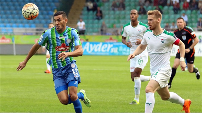 Necid hat-trick yaptı namağlup takım kalmadı!