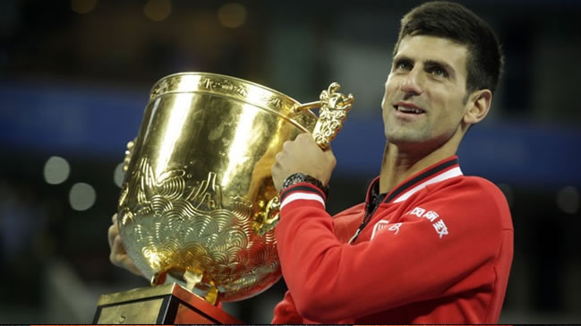 Djokovic bu sezon 8. defa şampiyon!
