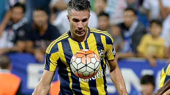 Van Persie geri dönüyor