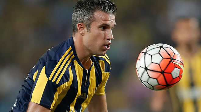Van Persie: Yeter ki oynayayım!
