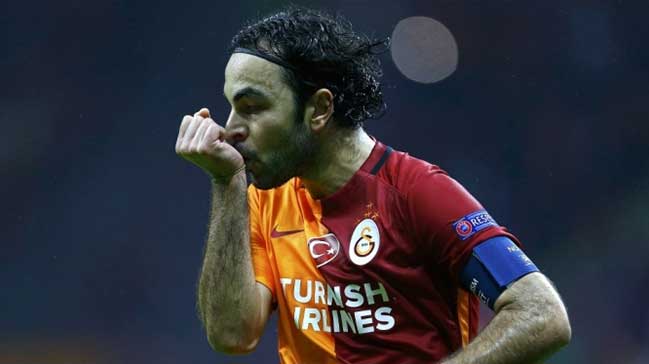 Selçuk'tan derbi göndermesi!