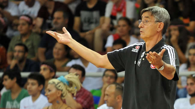 Bogdan Tanjevic Karadağ'ın başına geçti