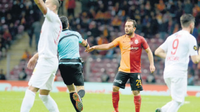 Olcan Adın'dan alkışlanacak hareket