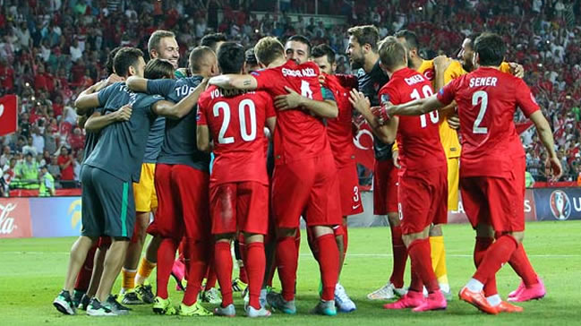 Milliler Yunanistan'la oynayacak