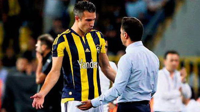 Hoca farklı sorun aynı... İsyan!