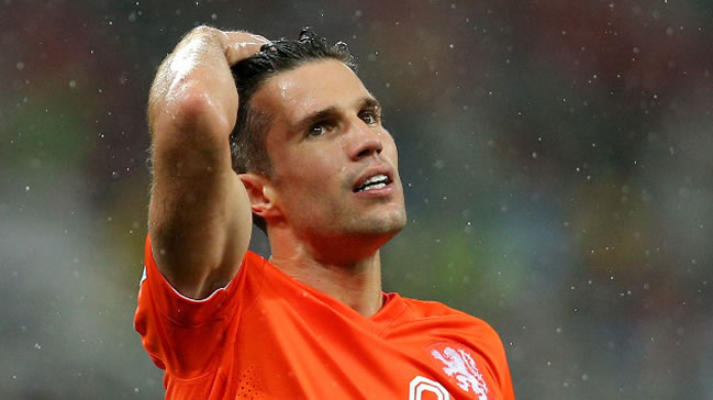 Şok! Van Persie kadro dışı kaldı!