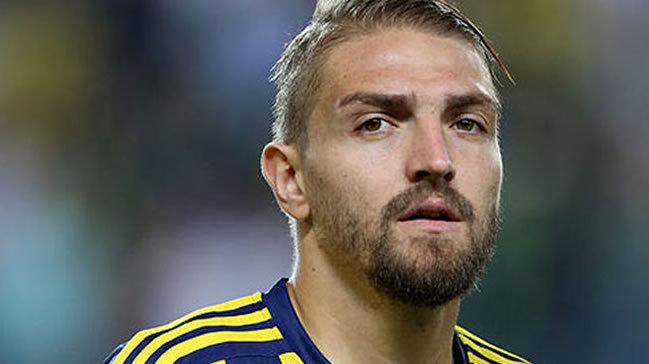 Caner Erkin'den şok karar!