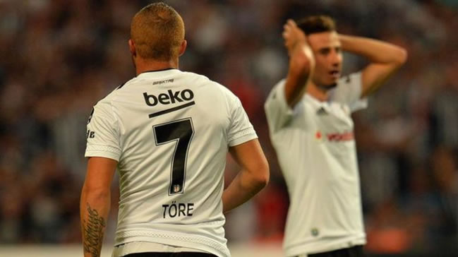 Gökhan Töre 'kırmızı'da kaldı!