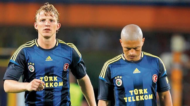 Kuyt'tan Alex de Souza'ya tepki