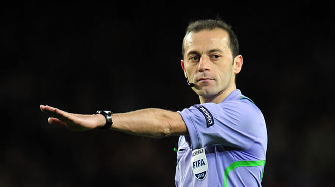 UEFA dev maçta Çakır'ı görevlendirdi